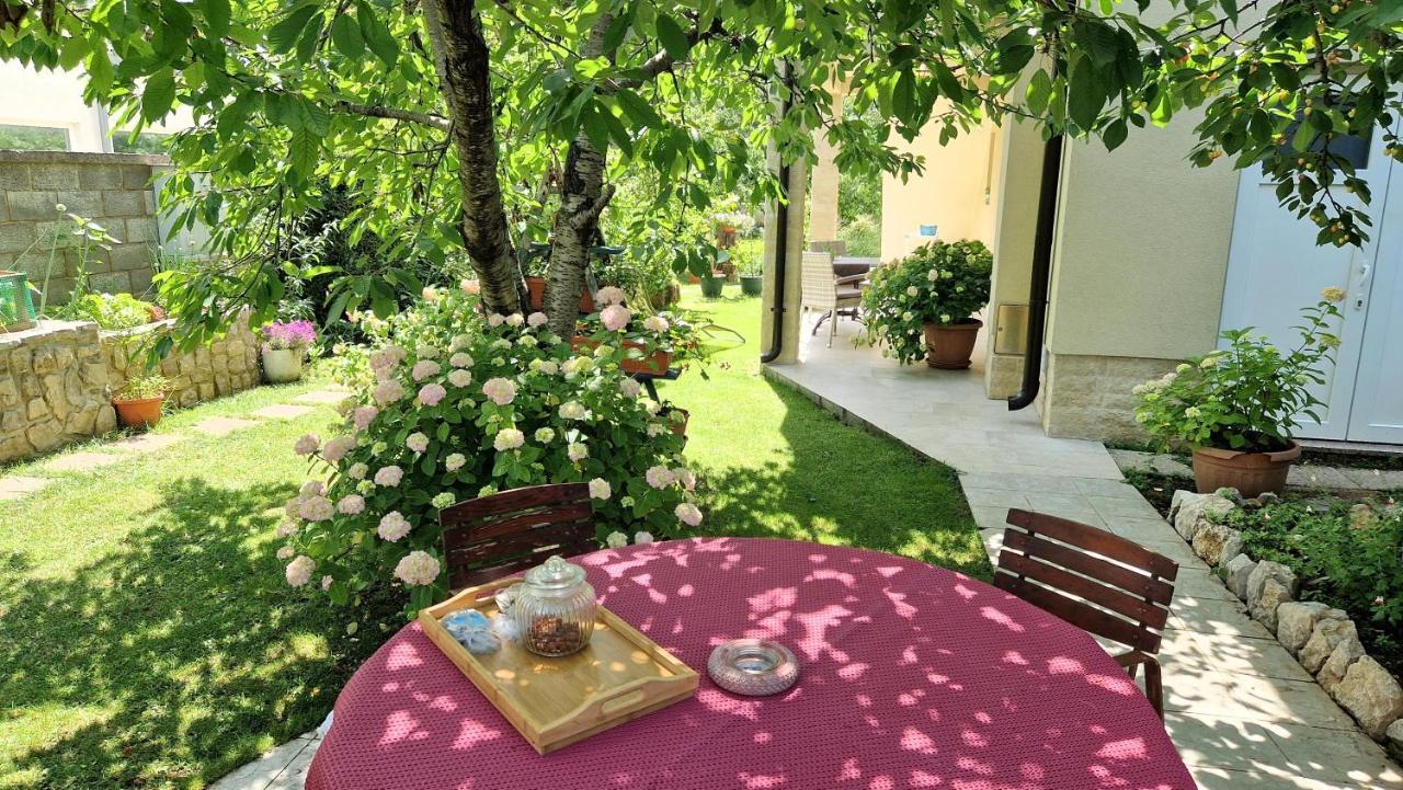 Apartment Pipo Крк Экстерьер фото