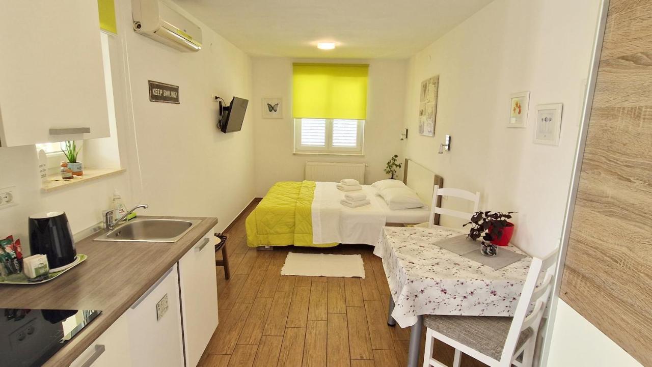 Apartment Pipo Крк Экстерьер фото